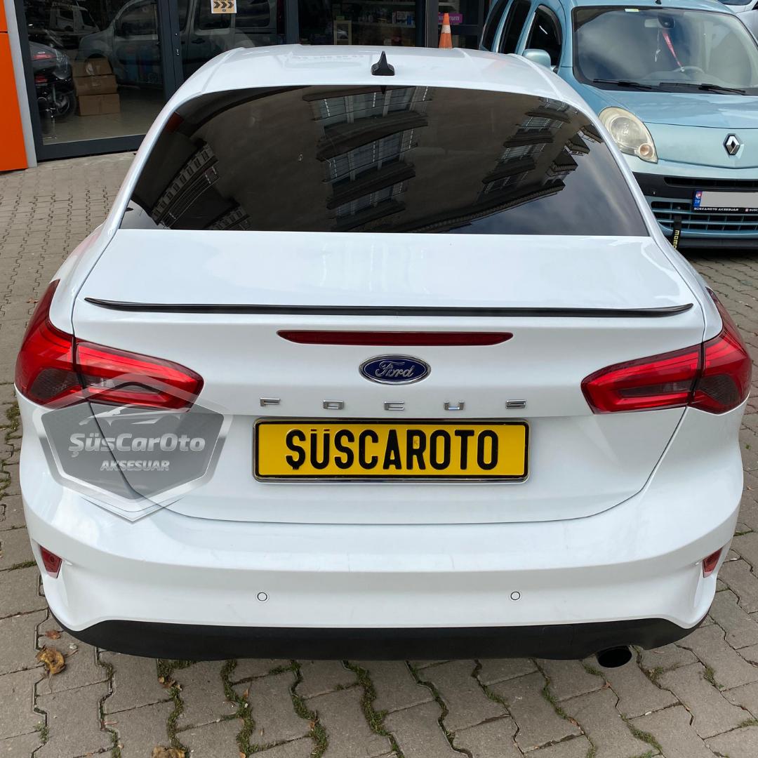 Ford Focus 4 2018 ve Sonrası Sedan Uyumlu Bagaj Üstü Spoiler Bagaj Çıtası Piano Black Parlak Siyah image 9