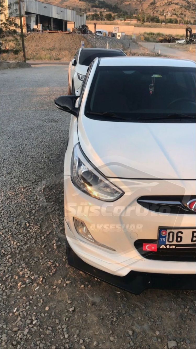 Hyundai Accent Blue Sinyalli Batman Yarasa Ayna Kapağı Piano Black ABS Plastik image 1