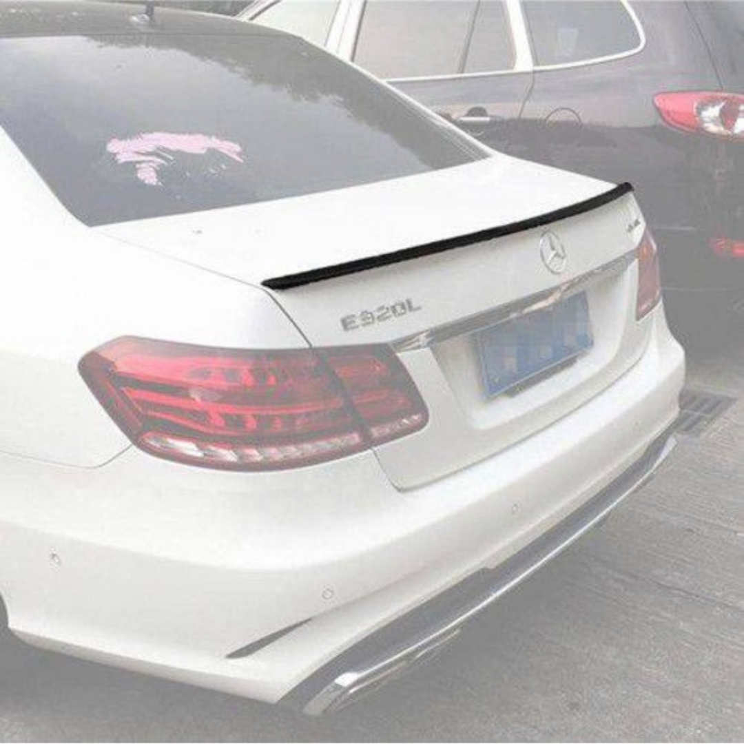 Sunplex Mercedes E Serisi W212 Bagaj Üstü Spoiler Piano Black 2009-2016 image 2