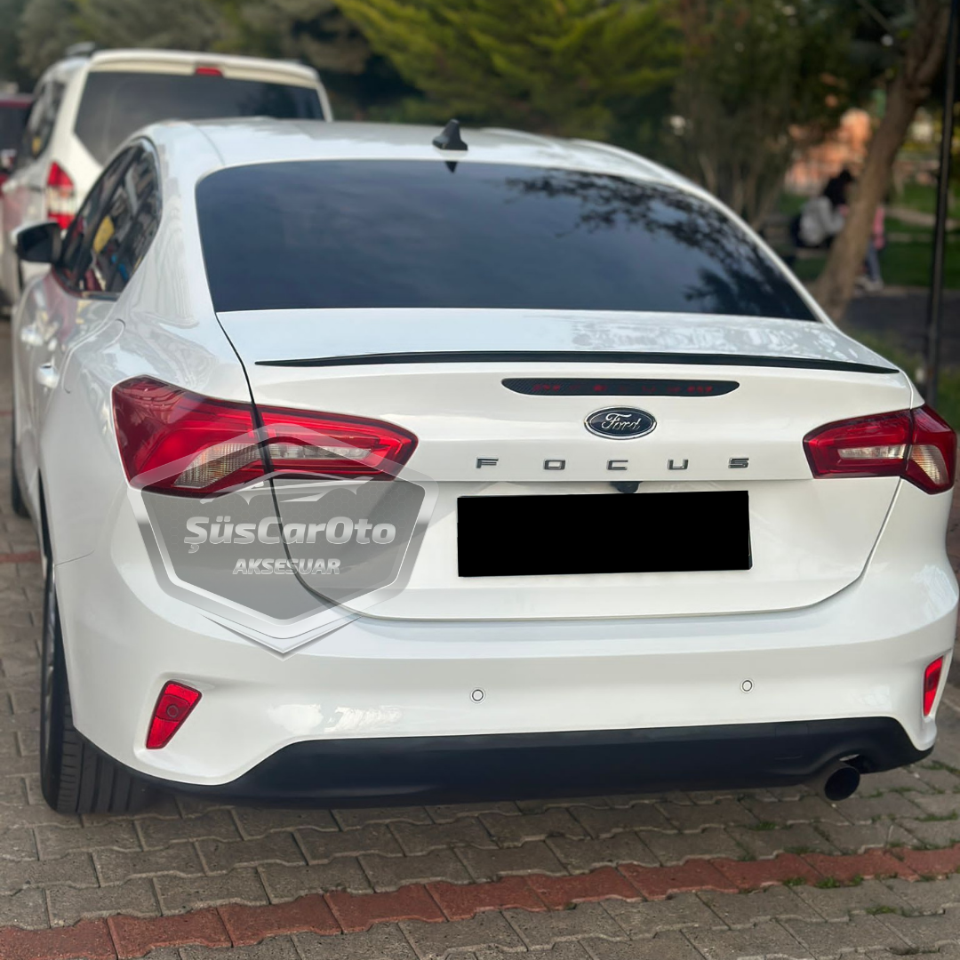 Ford Focus 4 2018 ve Sonrası Sedan Uyumlu Bagaj Üstü Spoiler Bagaj Çıtası Piano Black Parlak Siyah image 6