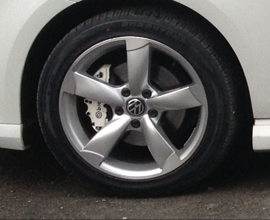 Brembo Fren Kaliper Kapağı 4'lü Set Üniversal 17'' ve Üzeri Beyaz image 4
