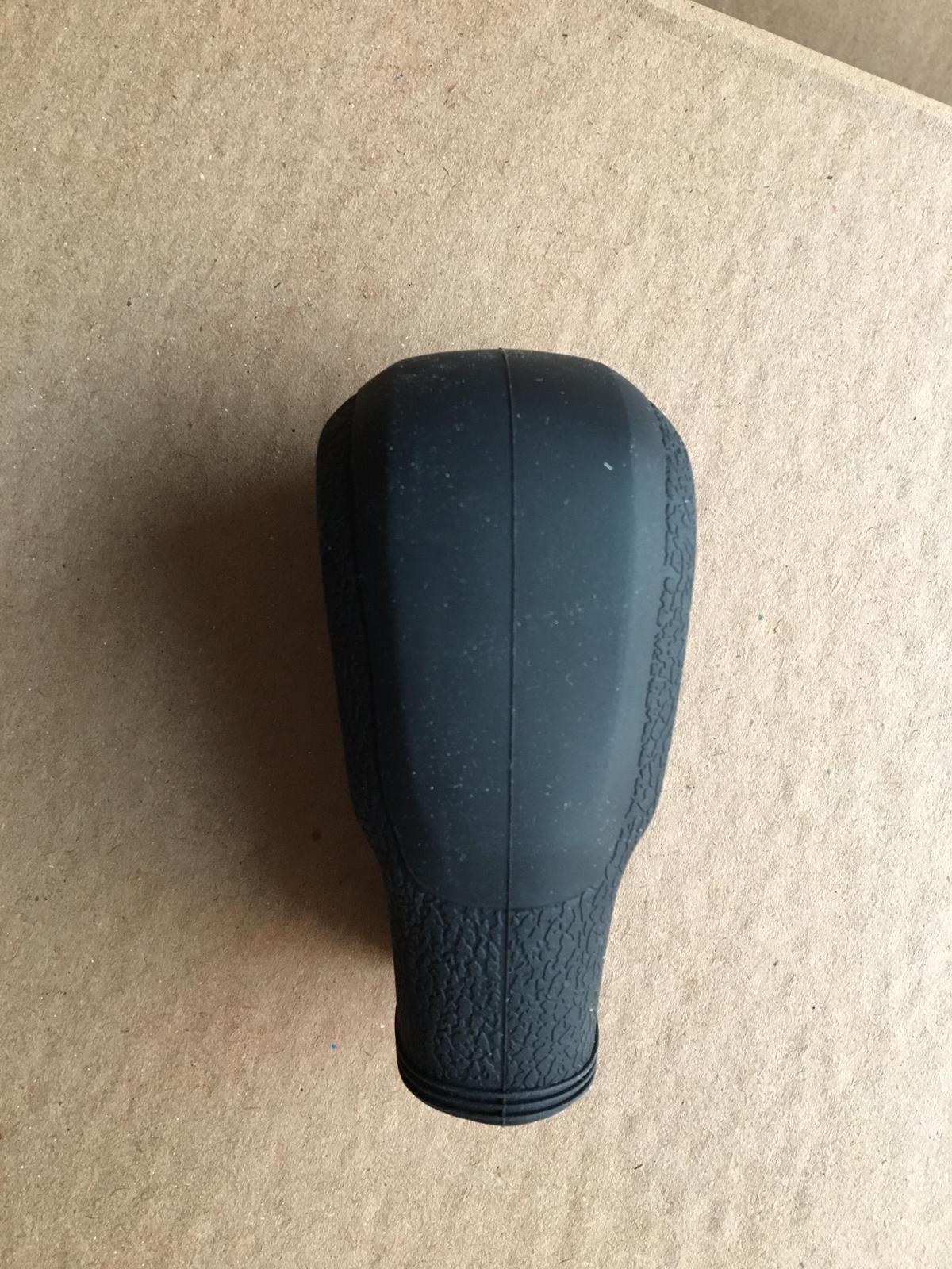 Opel Astra K Otomatik Vites Topuzu Kılıfı Silikonlu image 3
