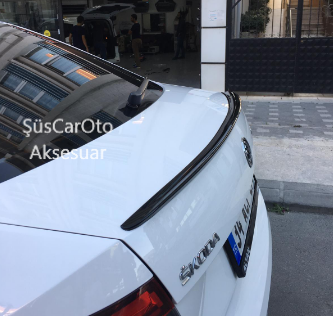Skoda Octavia Bagaj Üstü Spoiler Bagaj Çıtası Piano Black image 3