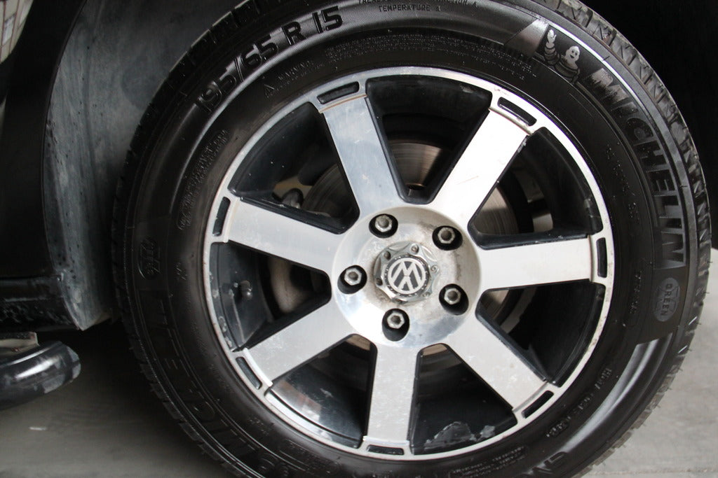 Sarp Lastik Parlatıcı 500Ml Sprey image 1