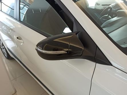Hyundai İ20 2014 Sonrası Sinyalli Batman Yarasa Ayna Kapağı Piano Black ABS Plastik image 1