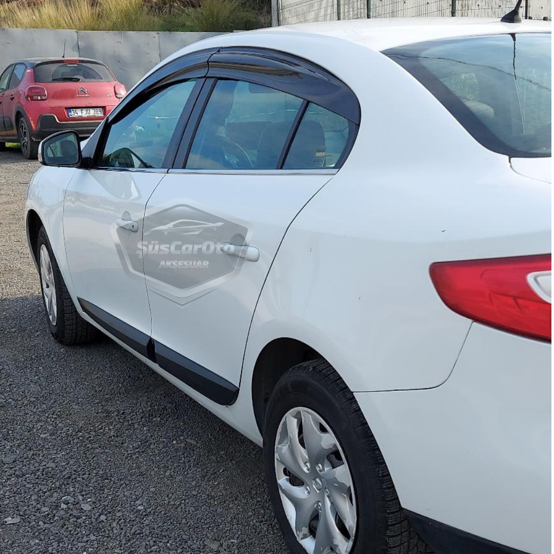 Renault Fluence 2009-2016 Uyumlu Mugen Cam Rüzgarlığı Seti Piano Black 4'lü İthal image 2