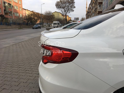 Fiat Egea Bagaj Üstü Slim Spoiler Parlak Beyaz image 4