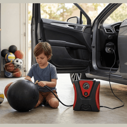 Taşınabilir Oto Hava Kompresörü Araç Hava Pompası 12V Mini Lastik Bot Şişirme Çakmaklık Girişli Basınç Göstergeli 150 PSİ 60W image 6