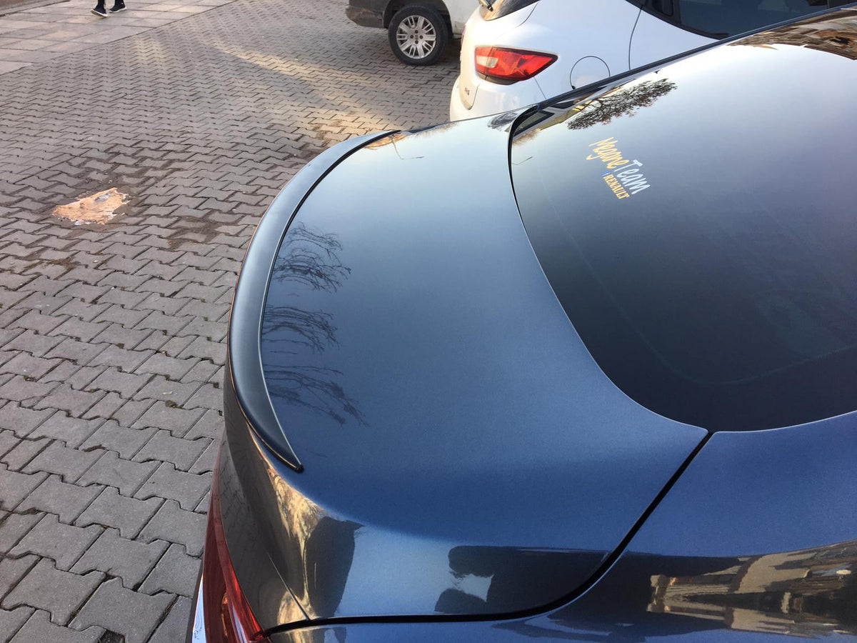 Renault Megane 4 Sedan Kasa Bagaj Üstü Spoiler Piano Black Siyah image 1