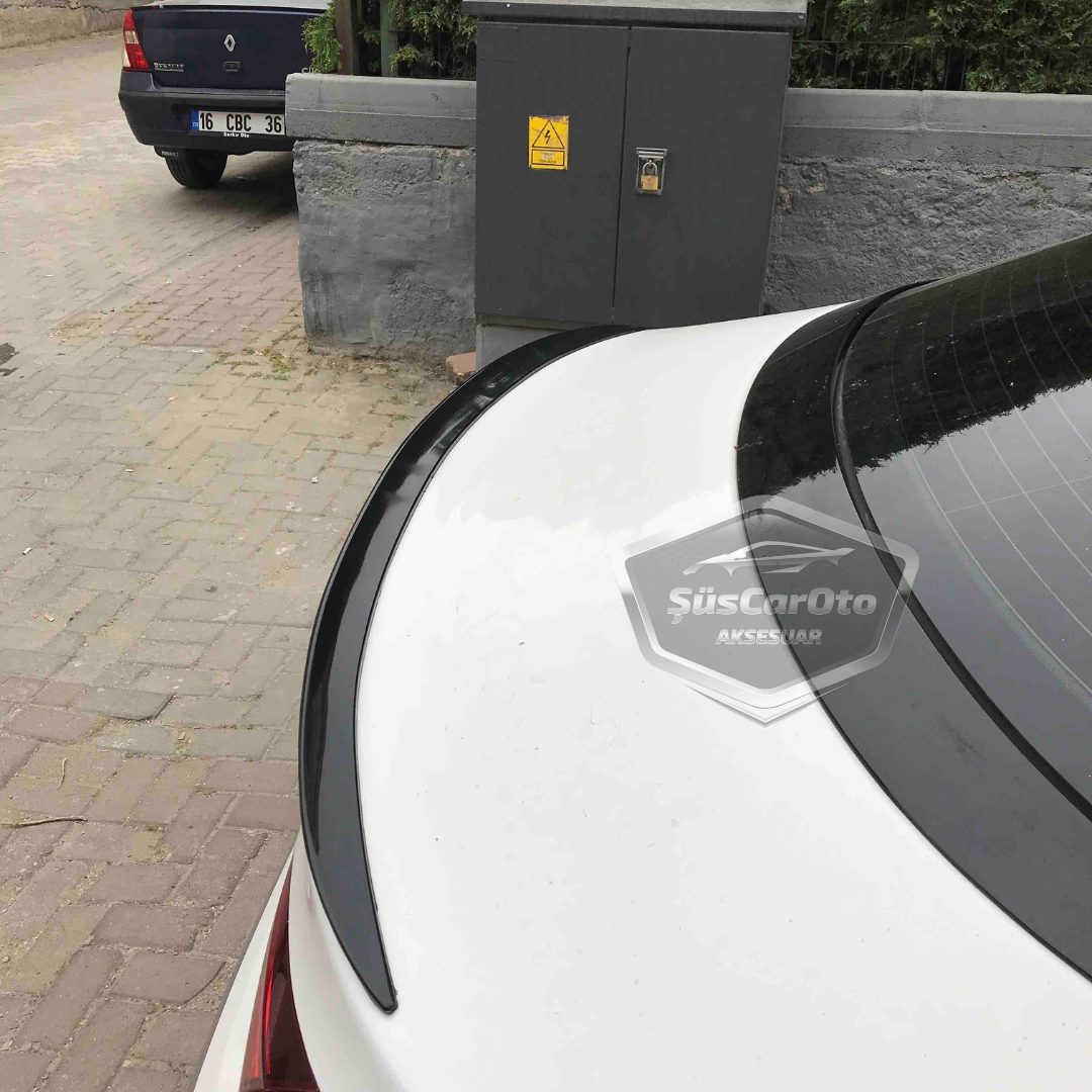 Volkswagen Passat CC 2009-2016 Bagaj Üstü Spoiler Çıtası Piano Black- Parlak Beyaz image 4