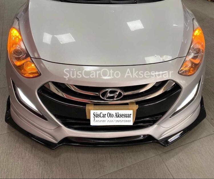 Hyundai i30 Esnek 3 Parça ABS Lip Piano Black Flaplı Kanatlı image 0