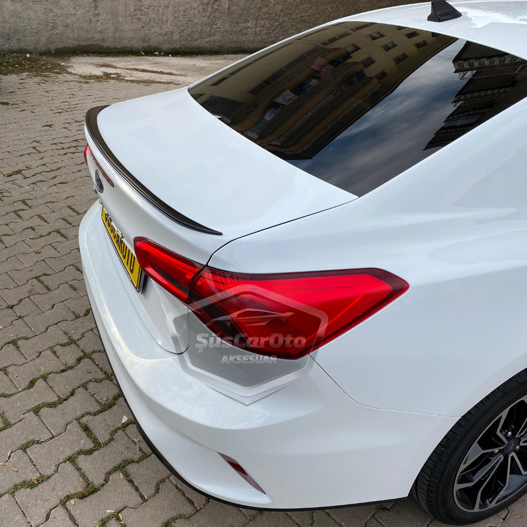 Ford Focus 4 2018 ve Sonrası Sedan Uyumlu Bagaj Üstü Spoiler Bagaj Çıtası Piano Black Parlak Siyah image 8