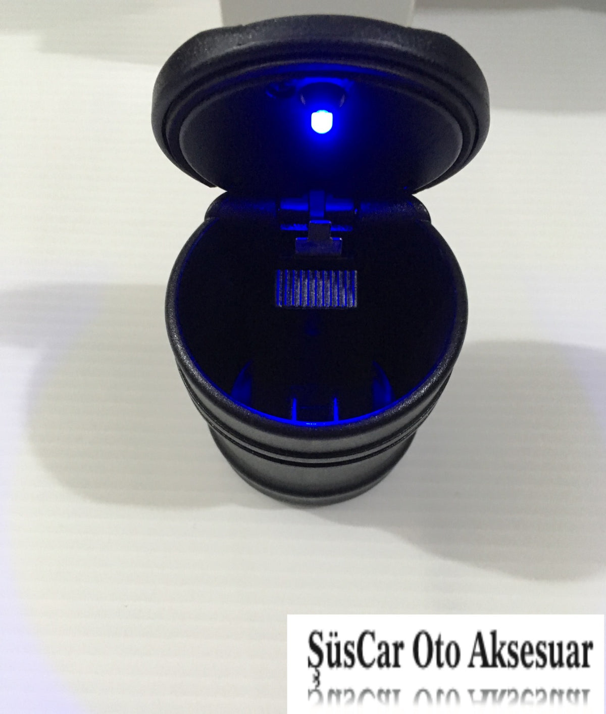 BMW Tip Mini Mavi Led Işıklı Spor Oto Araç İçi Küllük image 2
